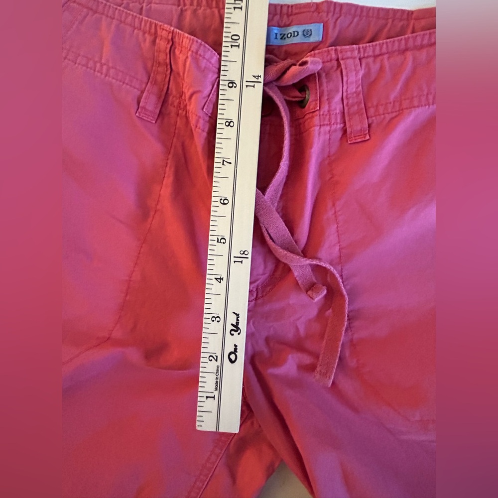 IZod red (faded) cargo pants. Women’s size 10, can be worn as pants or Capri. - Picture 12 of 12